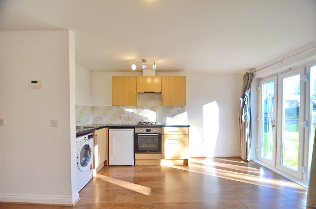 Property photo 3 of 9 Picture No. 04