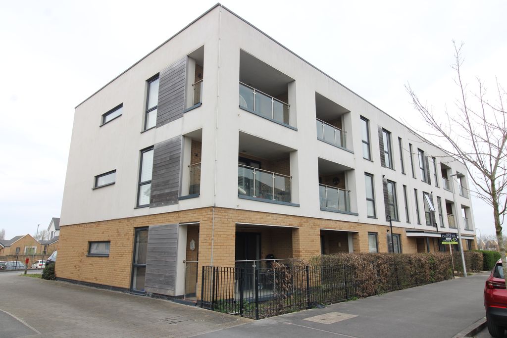 Property photo 1 of 9 External