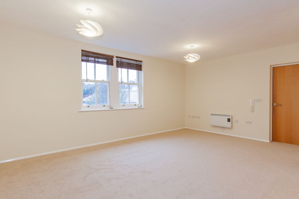 Property photo 3 of 11 122819