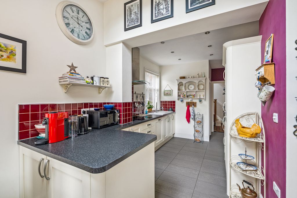 Property photo 3 of 22 24