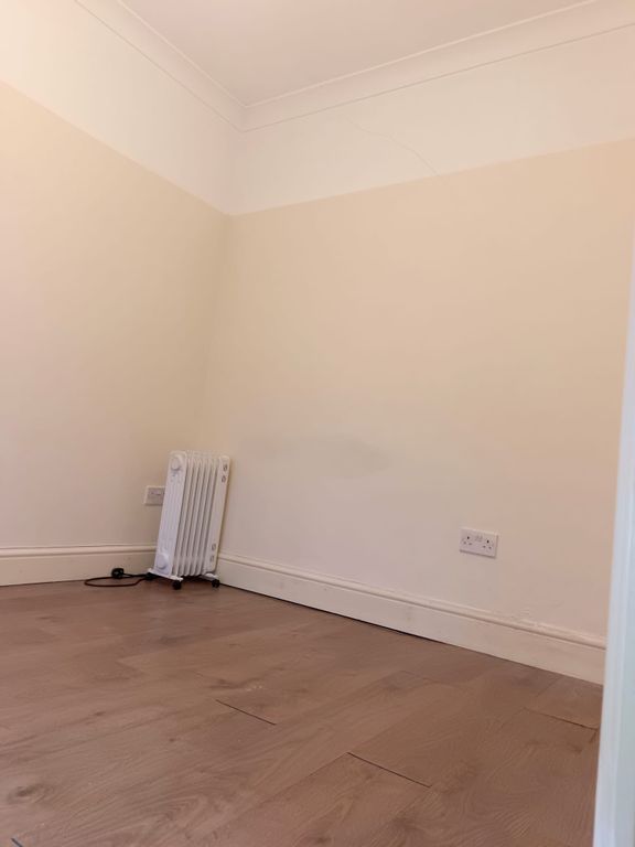 Property photo 3 of 7 Gallery