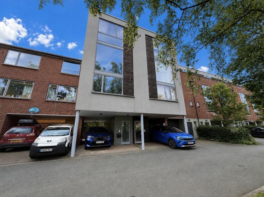 Property photo 1 of 14 3d52A4d6-Cfe9-4413-B6c9-Bb19B4dc26B0.Jpg