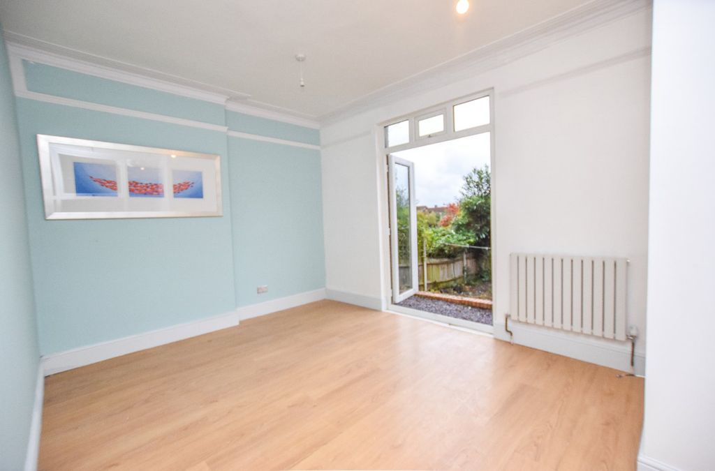 Property photo 1 of 17 Picture No. 15