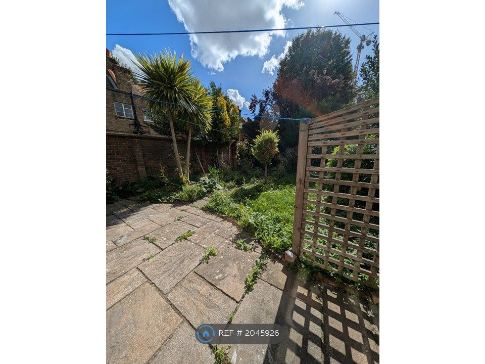 Property photo 3 of 10 Back Garden