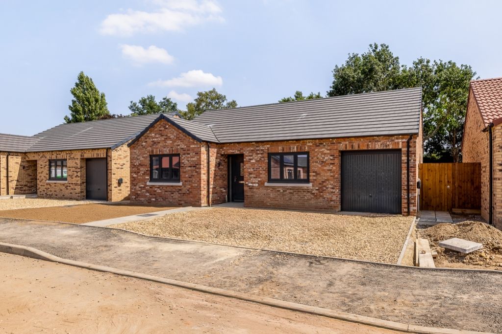 Property photo 1 of 21 Plot 9, Spalding Road, Bungalow Dev (Gosberton)-4