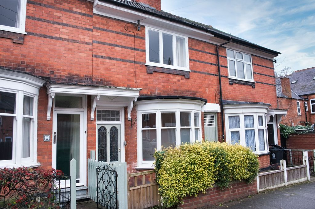 Property photo 1 of 31