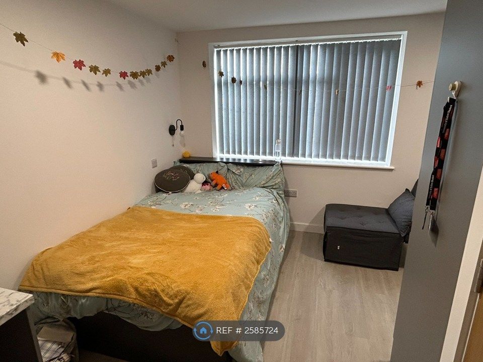 Property photo 3 of 6