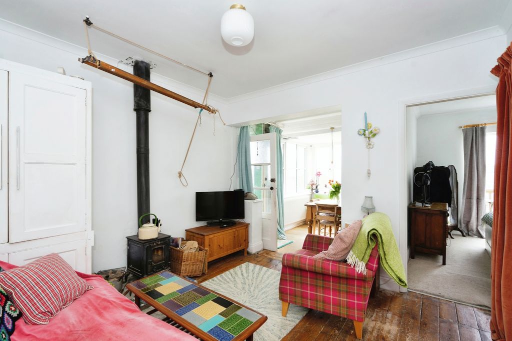 Property photo 3 of 20 Living Room