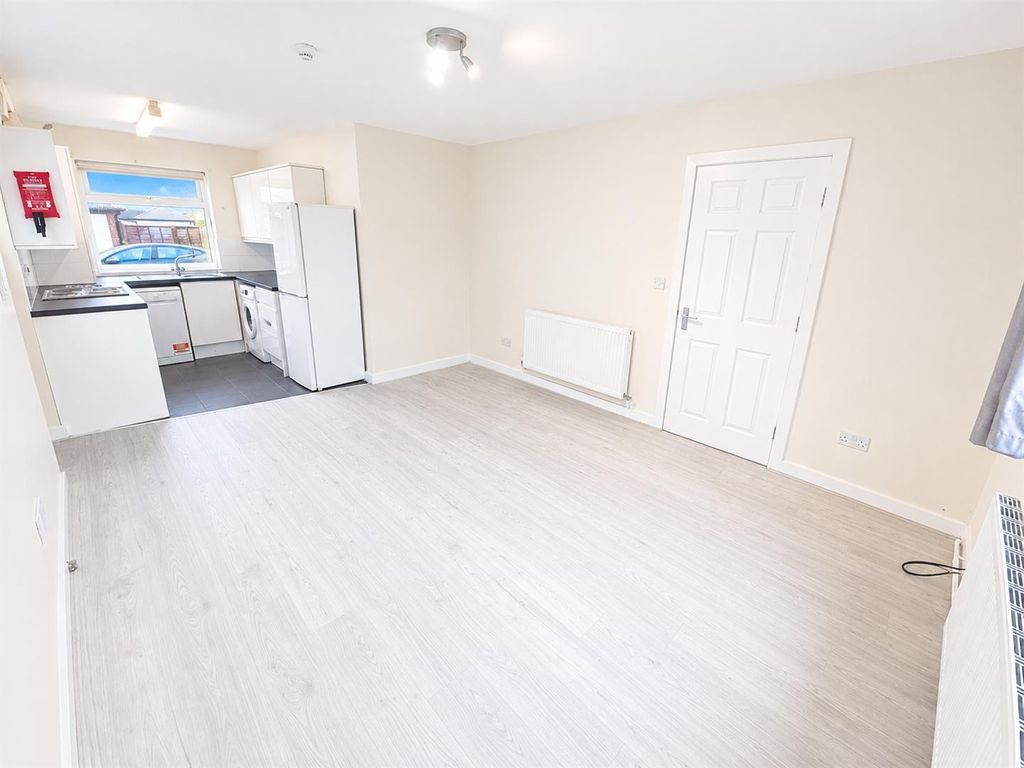 Property photo 3 of 12 Bright And Spacious Open-Plan Living Area...