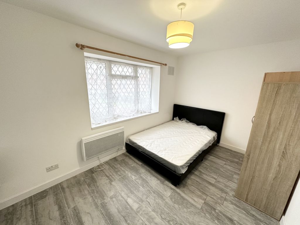 Property photo 1 of 4