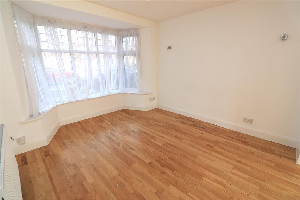 Property photo 3 of 14 Img_0478.Jpg