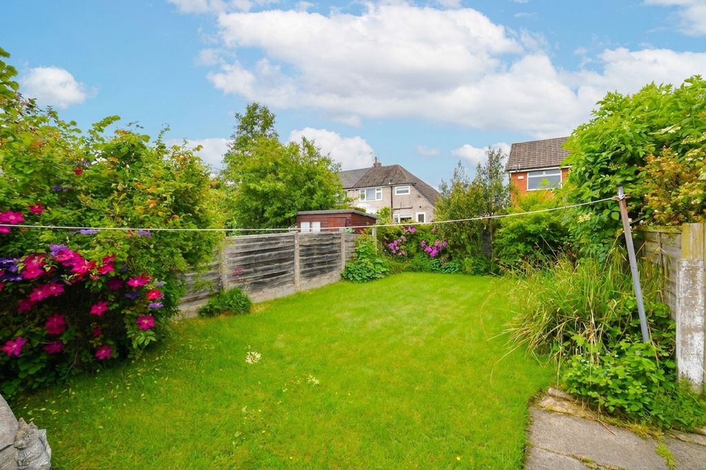 Property photo 2 of 16