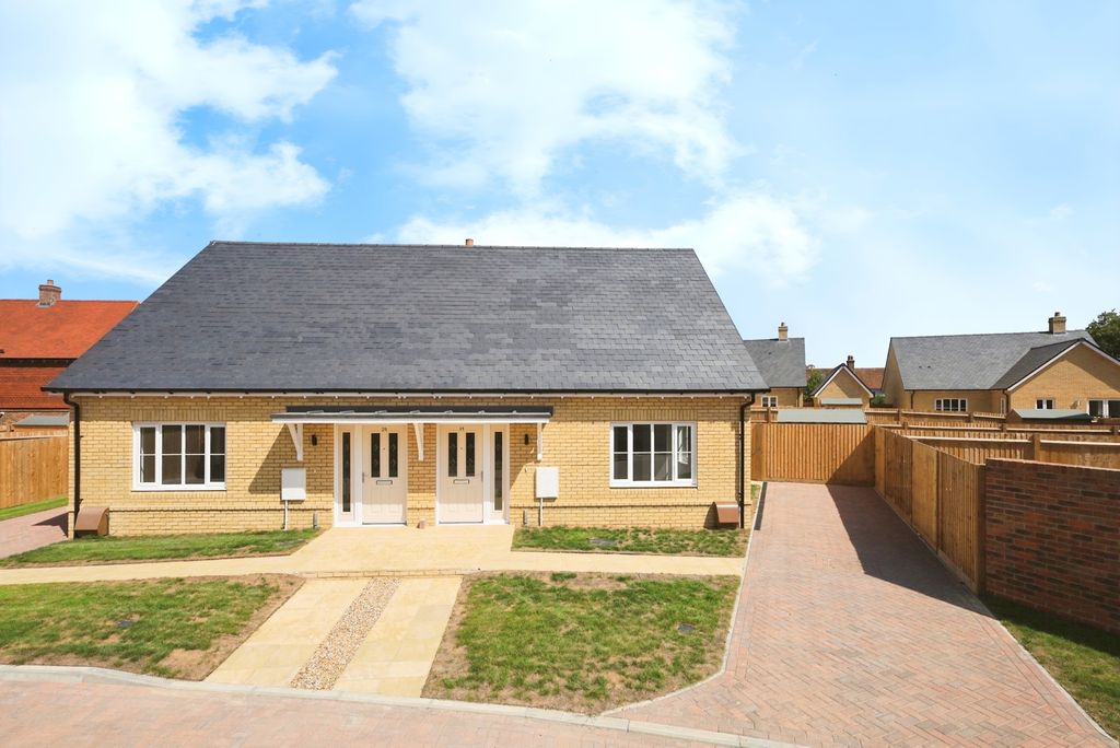 Property photo 1 of 16 Front