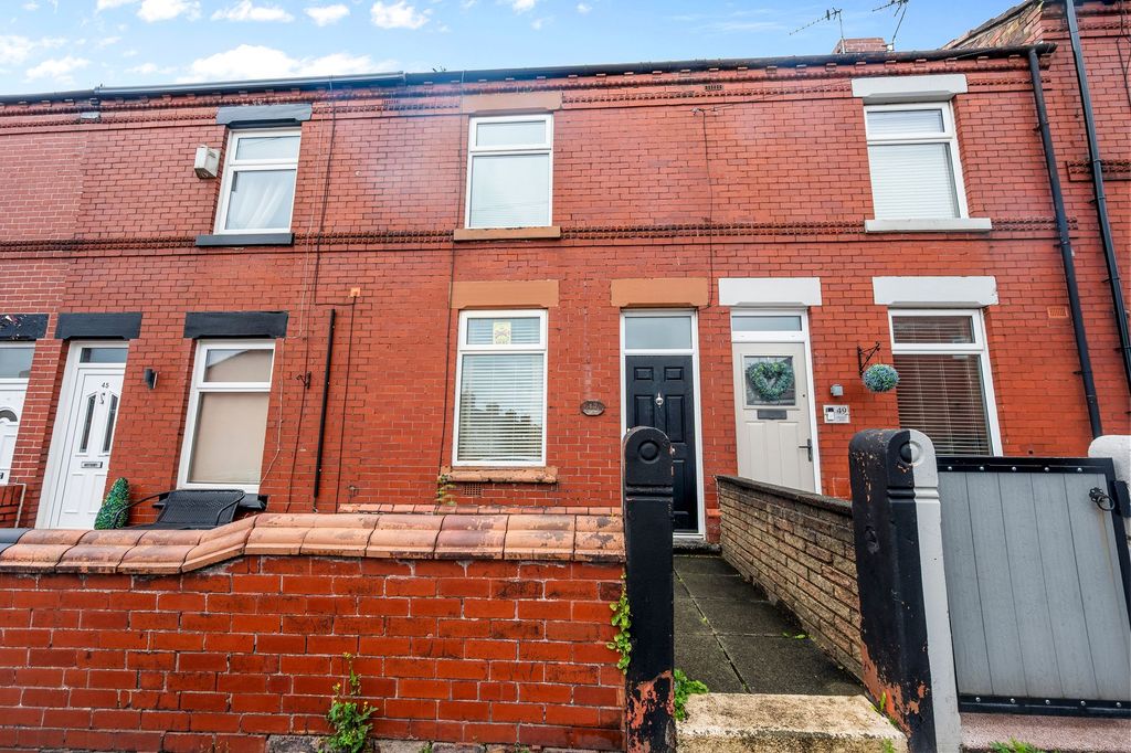 Property photo 1 of 19