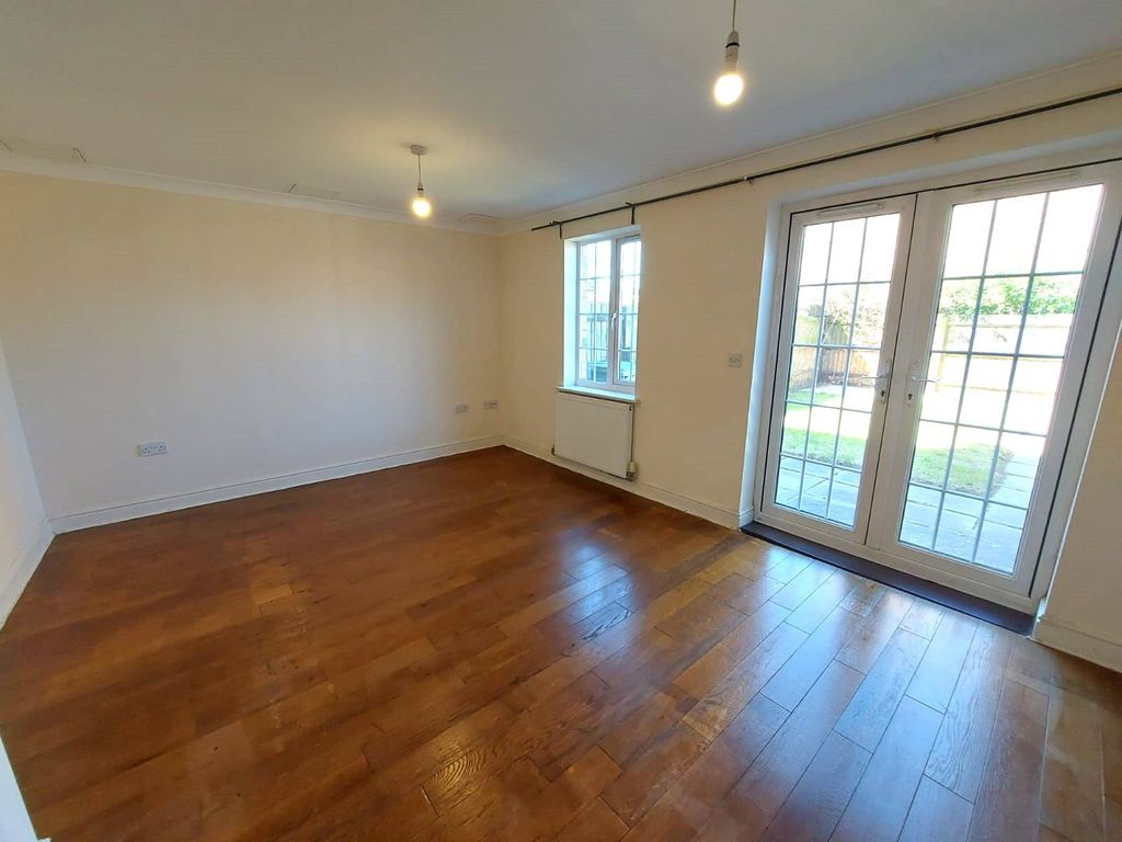 Property photo 2 of 10 Gallery