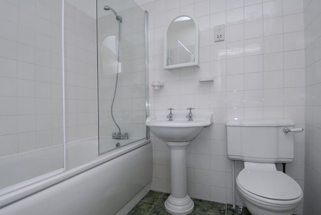 Property photo 3 of 5 Picture No. 01