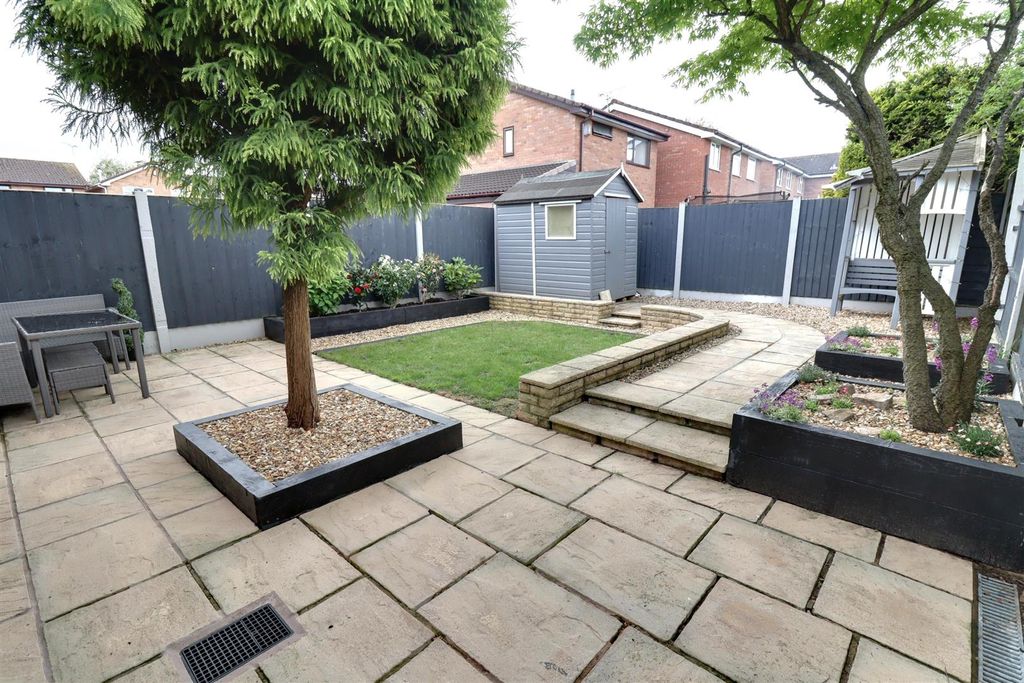 Property photo 3 of 14 Img_9263-Img_9265.Jpg