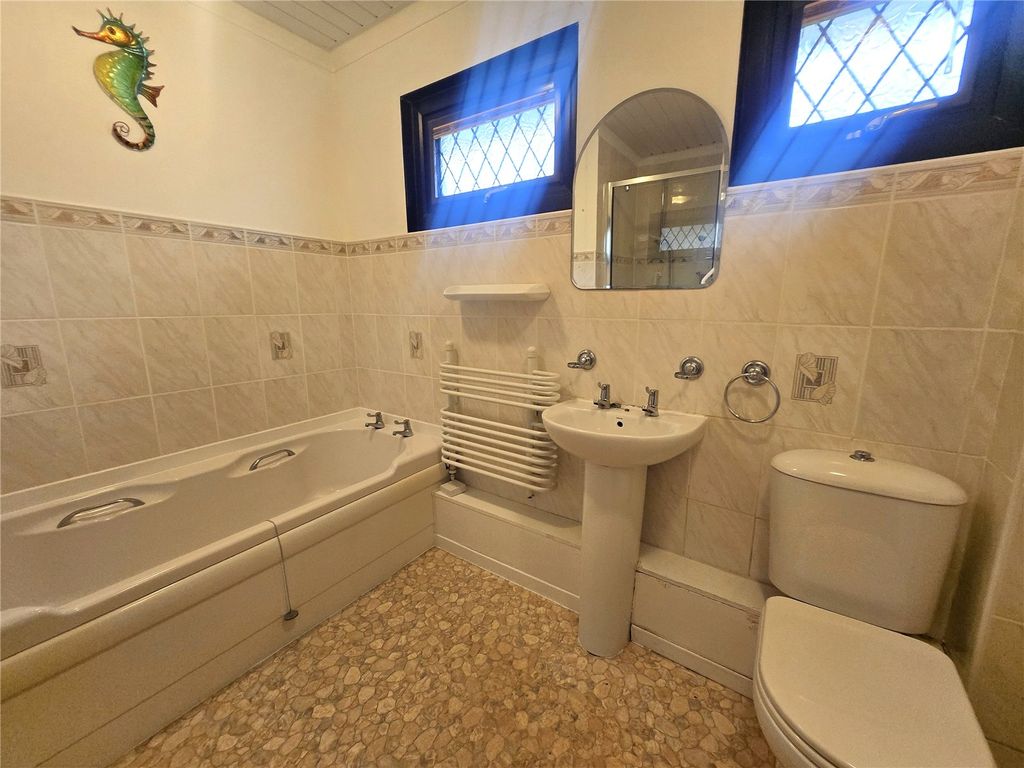 Additional image 13 of 3 bed bungalow for saleMayfield Acres, Kilgetty, Pembrokeshire SA68