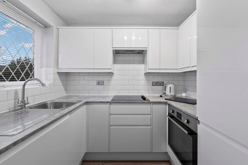 Property photo 3 of 18