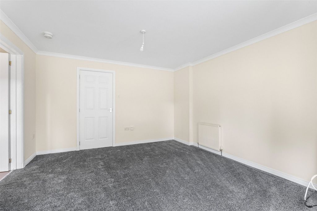Property photo 3 of 12 Living Room