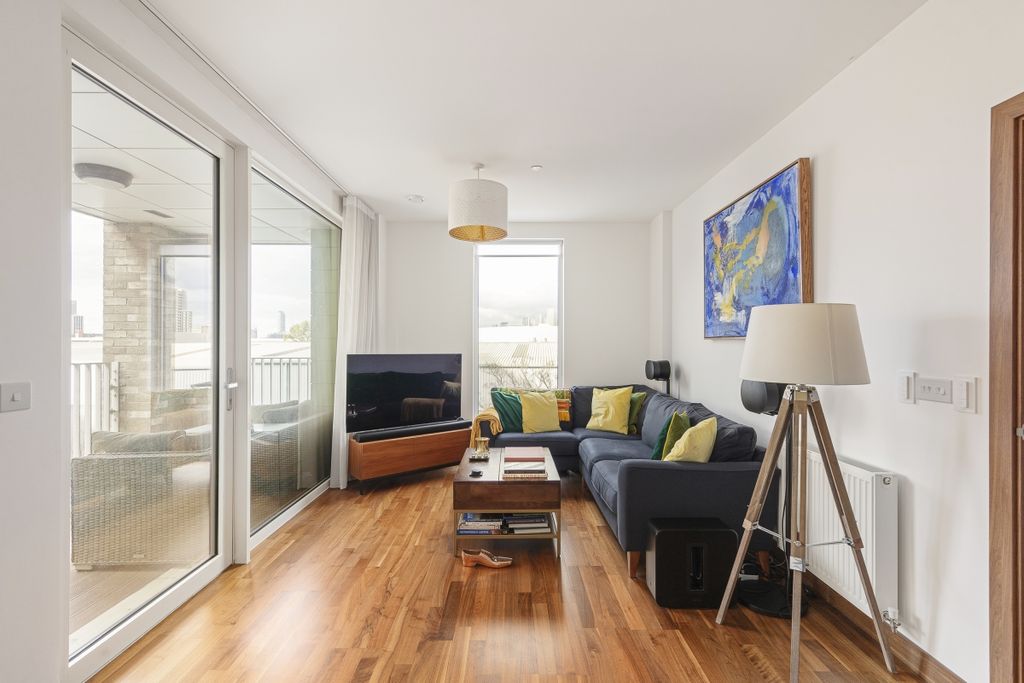 Property photo 3 of 16 094A8438
