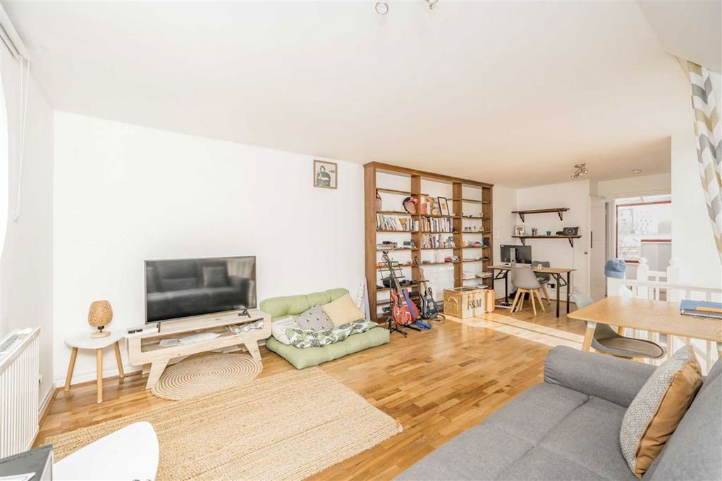 Property photo 3 of 8