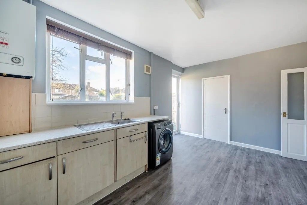 Property photo 3 of 15 Gallery