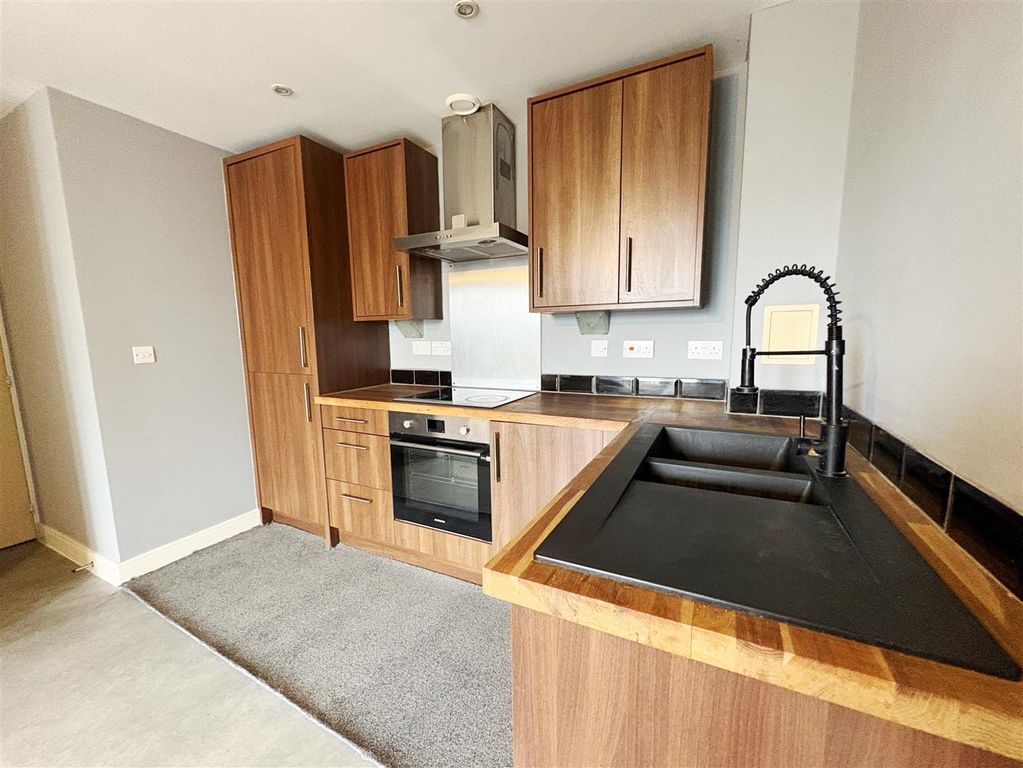 Property photo 2 of 11 Img_5089.Jpeg