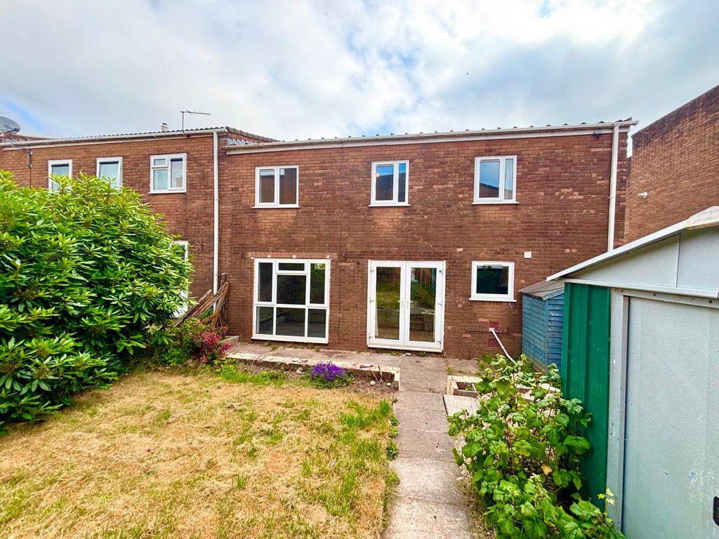 Property photo 1 of 32