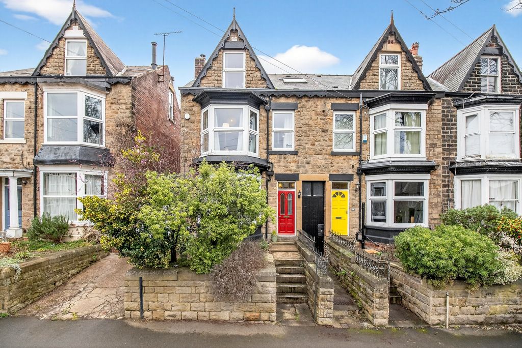 Property photo 2 of 27 Front View