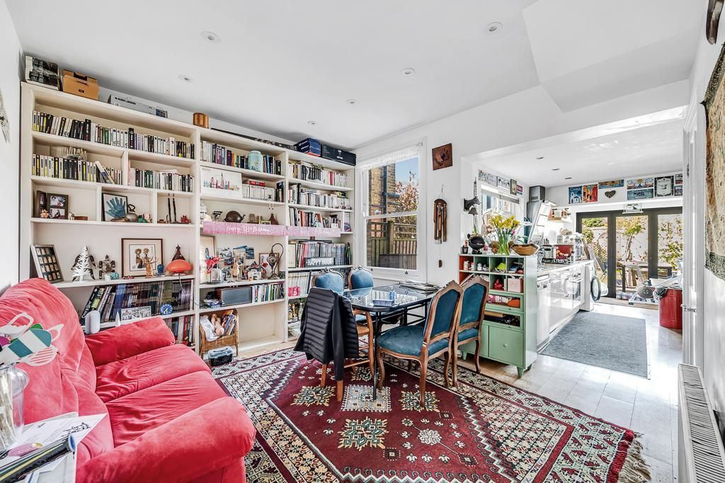 Property photo 3 of 14 Photo 3