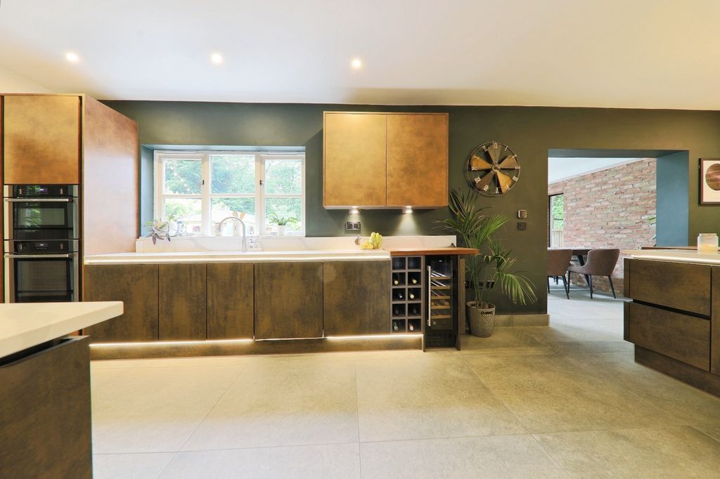 Property photo 3 of 30 4145129