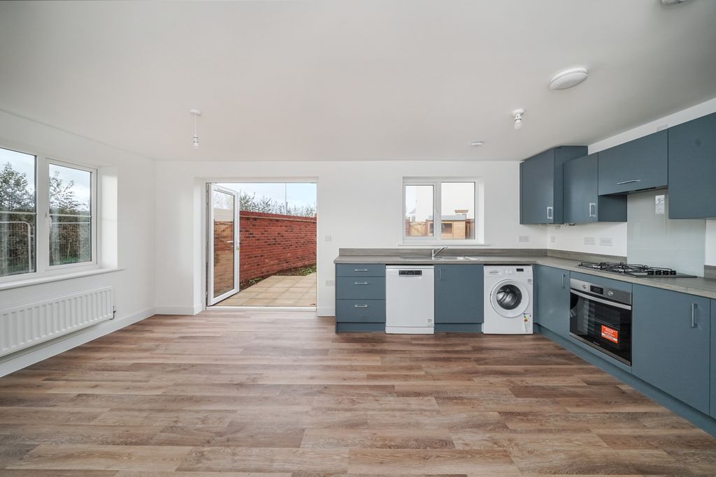 Property photo 2 of 17 20251023052135_Exeter-74-Of-351_Ct2Xt