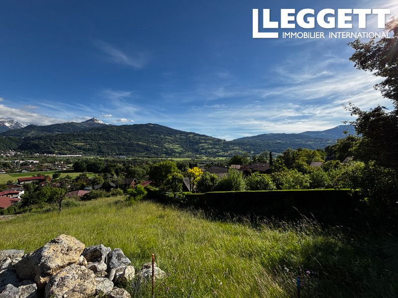 Property photo 1 of 5