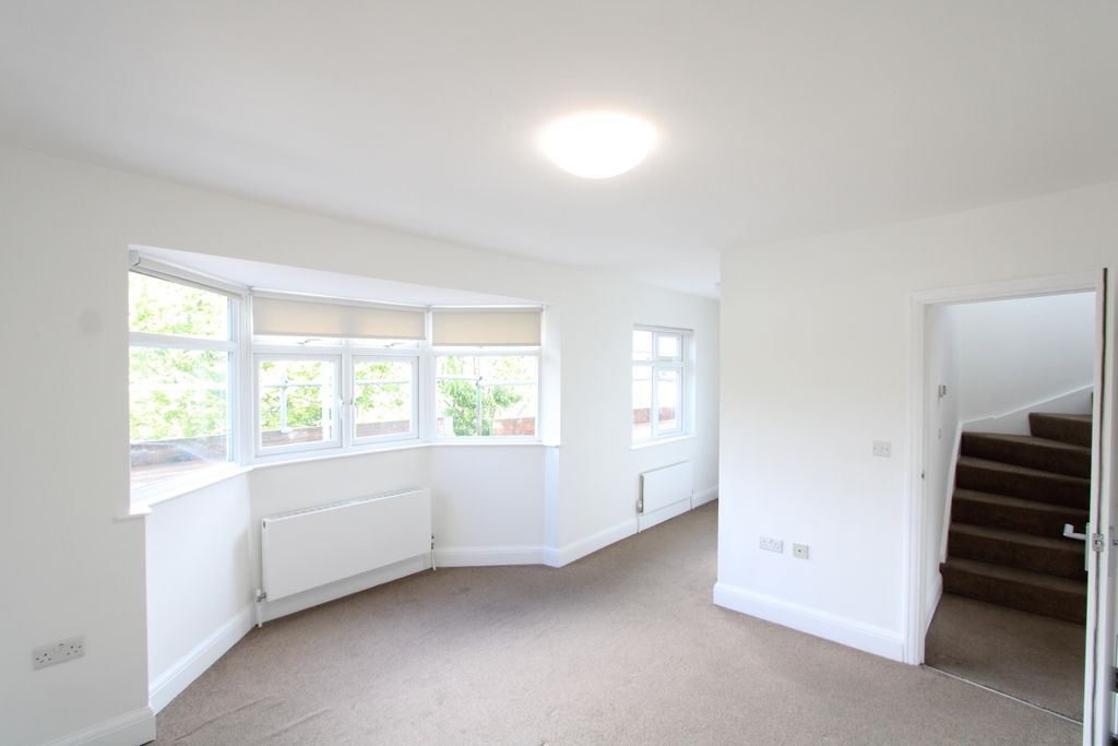 Property photo 1 of 15 Img_2038