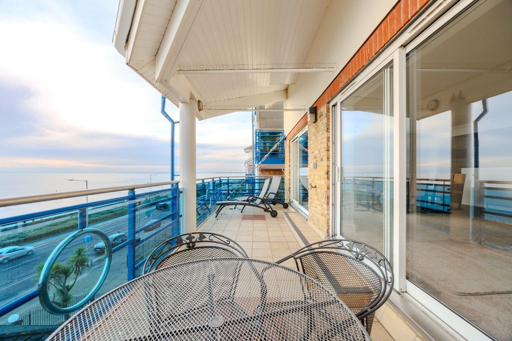 Property photo 3 of 28 Balcony