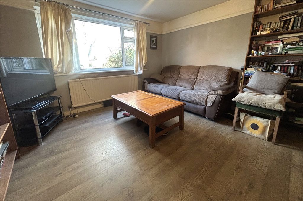 Property photo 2 of 7 Picture No. 05