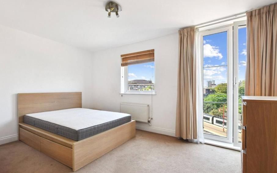 Property photo 3 of 8 47 Alberts Court 3 22.07.Png