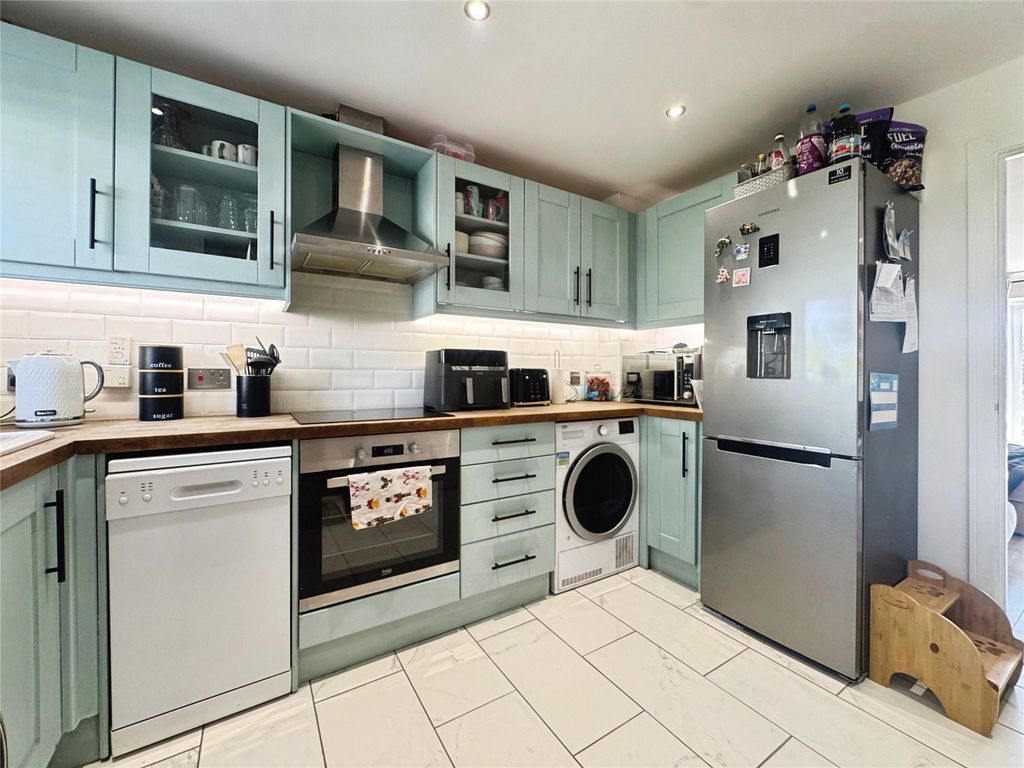 Property photo 2 of 11 Picture No. 01