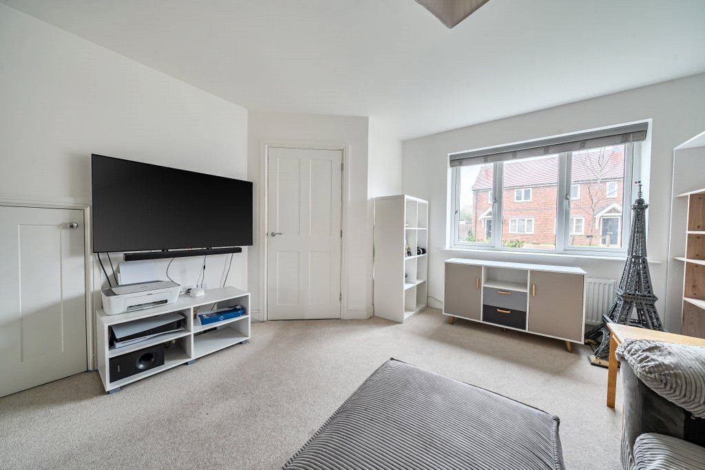 Property photo 2 of 13 Picture No. 08