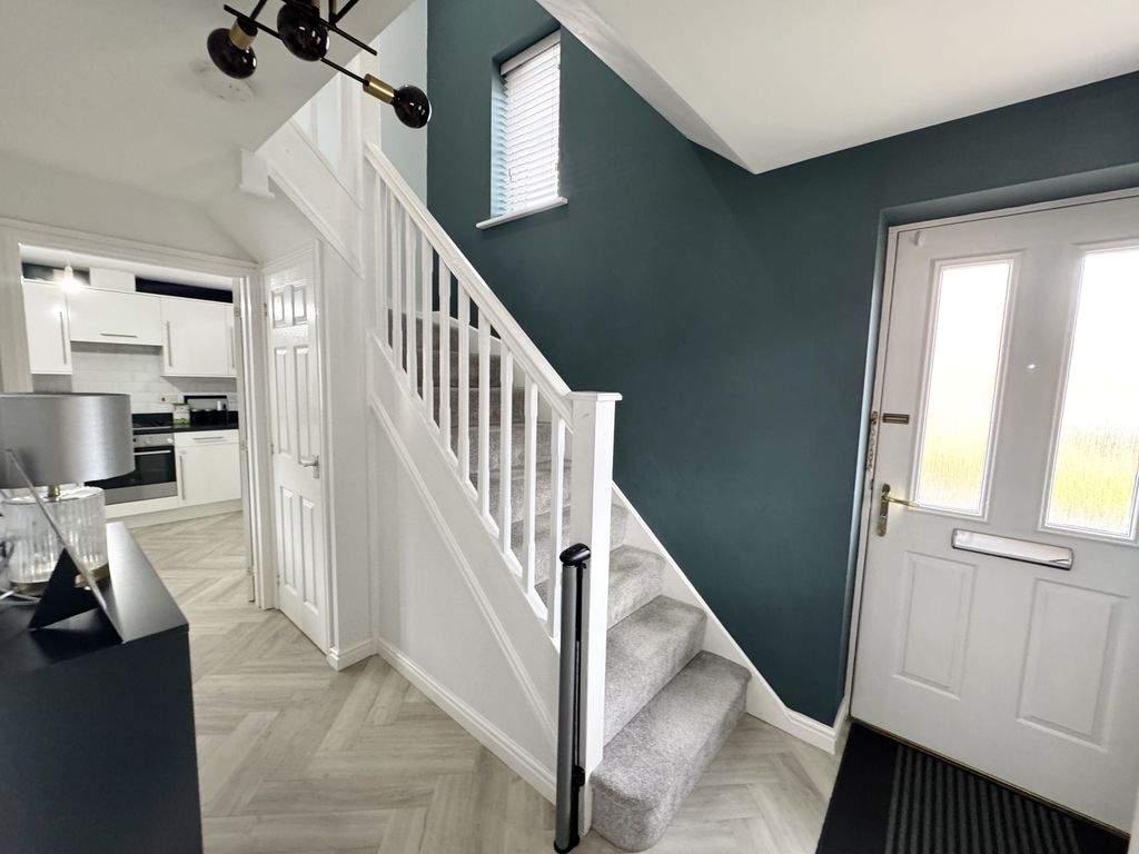 Property photo 3 of 21 Img_6403