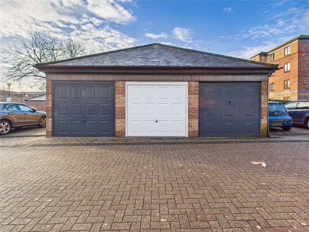 Property photo 3 of 15 Picture No. 09