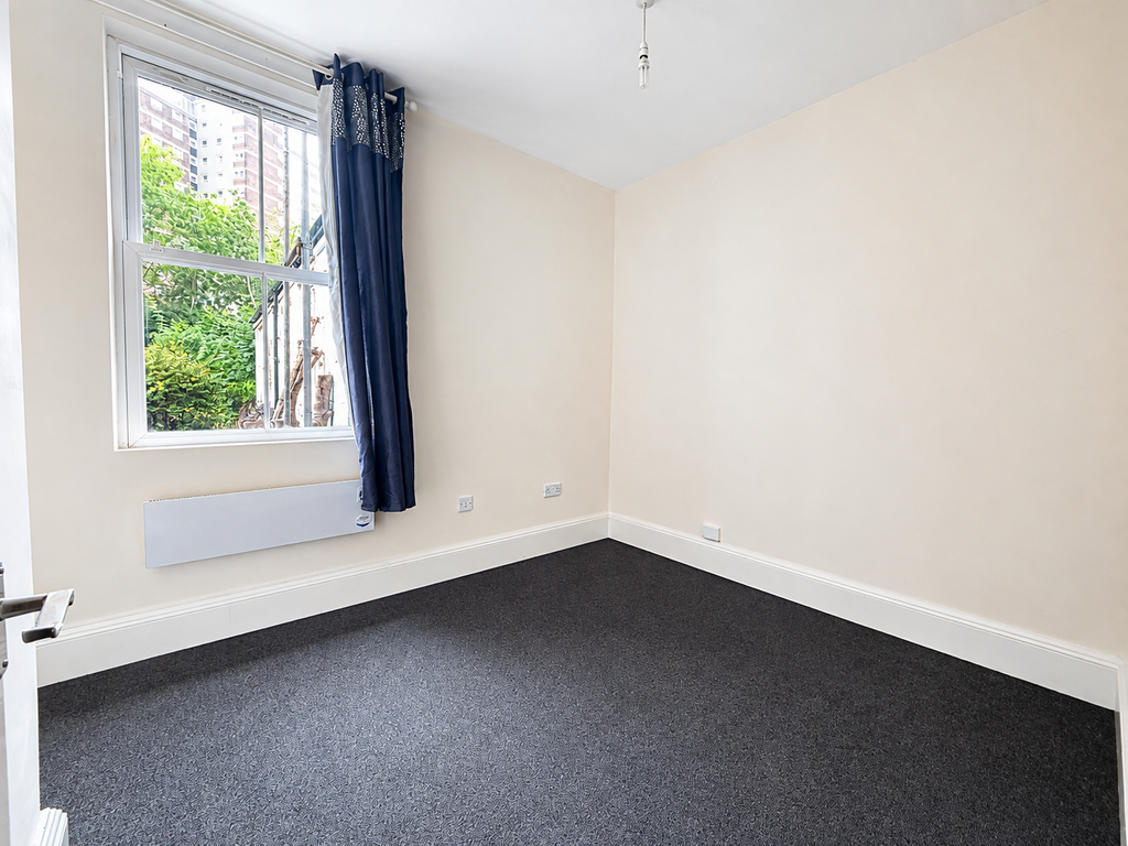 Property photo 3 of 5