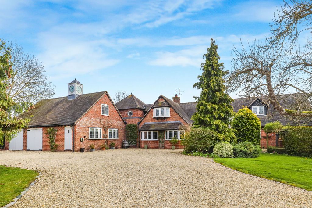 Property photo 1 of 43