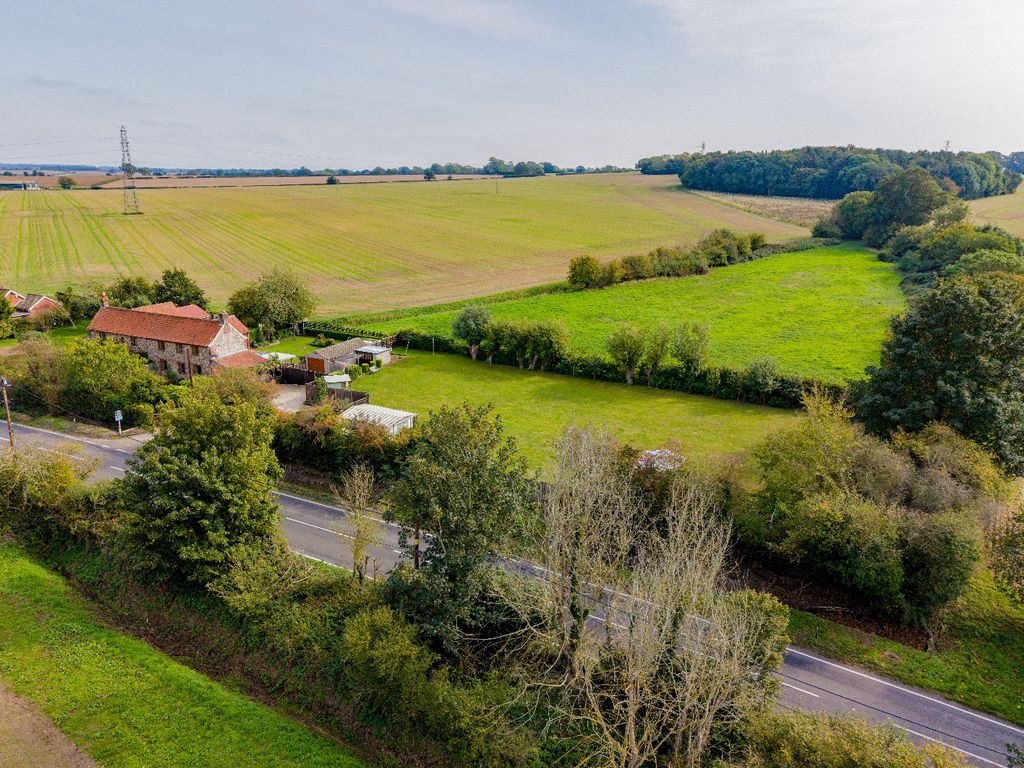 Property photo 2 of 39 5349655