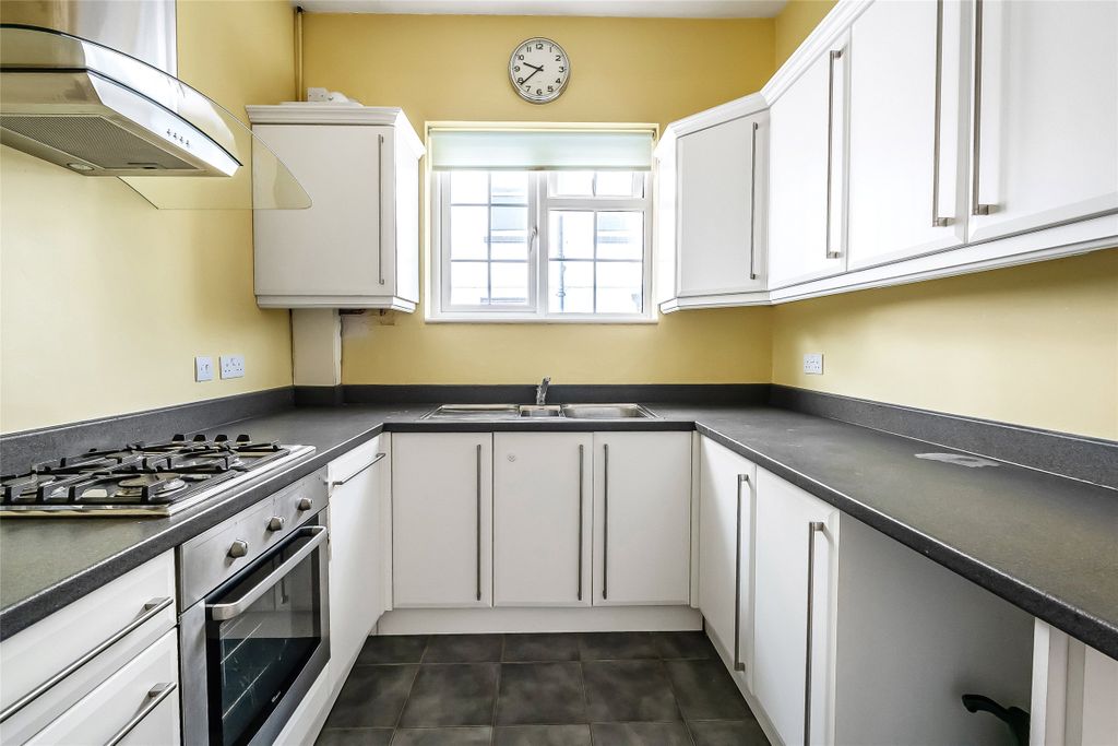 Property photo 3 of 10 Picture No. 06