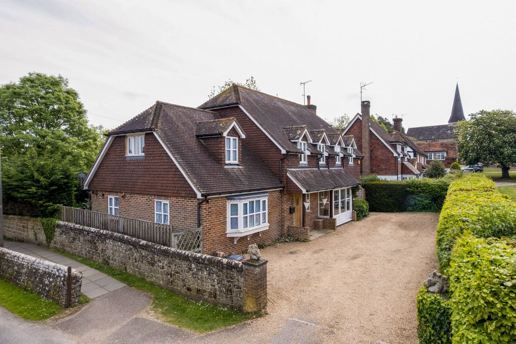 Property photo 2 of 19