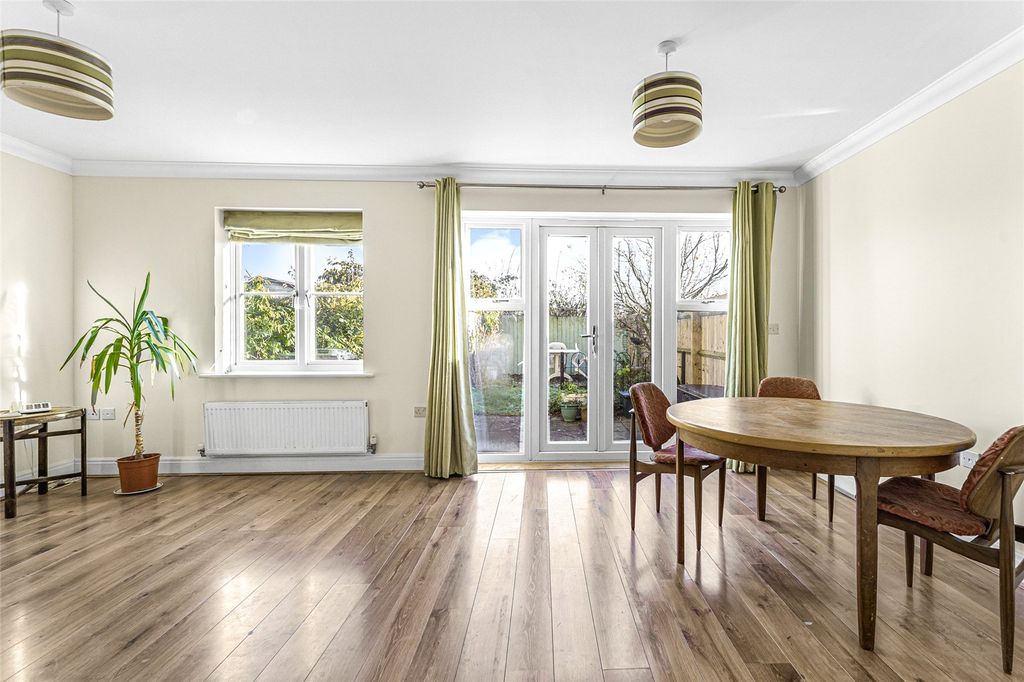 Property photo 3 of 18 Picture No. 17