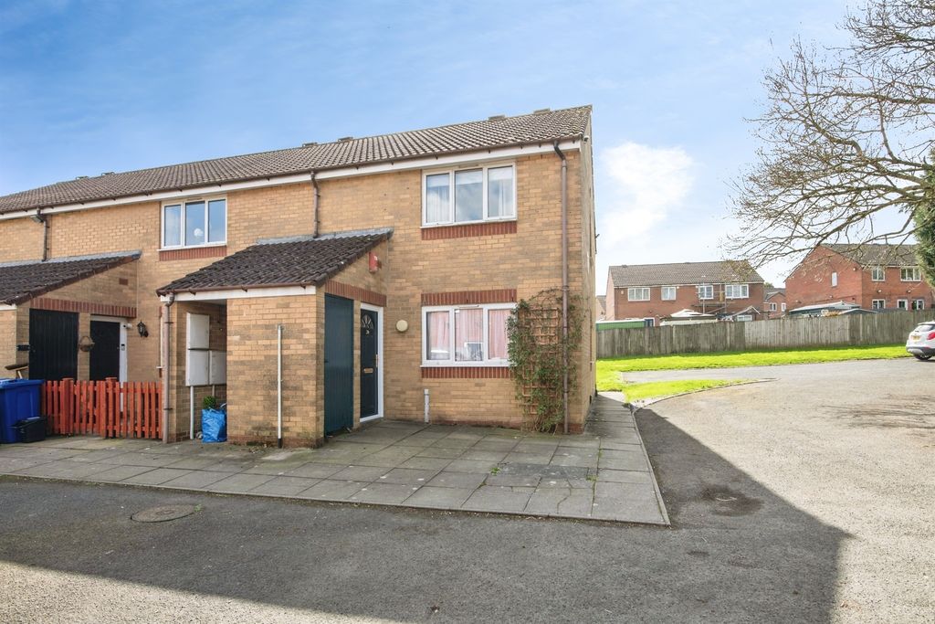 Property photo 2 of 18