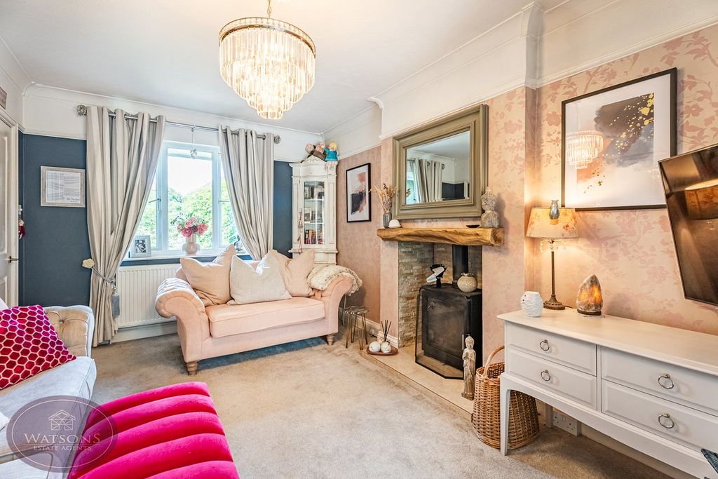 Property photo 3 of 47